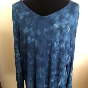 Blue and white hooded shirt torrid size 1